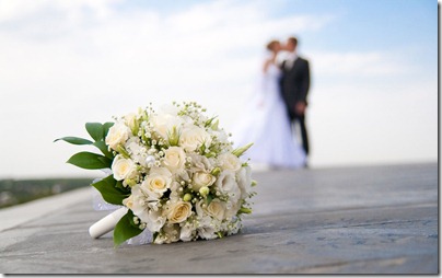 結婚式ビデオは福岡のブライダルビデオ.com
