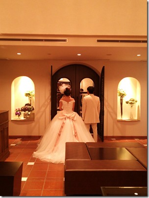 結婚式ビデオは福岡のブライダルビデオ.com