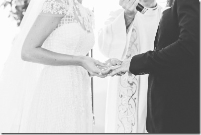 結婚式ビデオと結婚式写真は福岡ブライダルビデオ.com