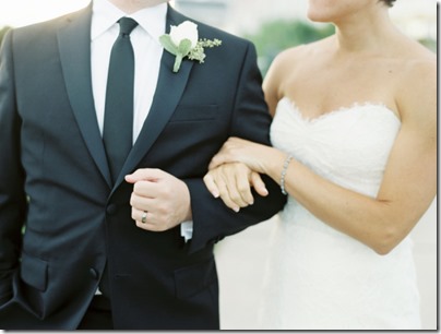 結婚式ビデオと結婚式写真は福岡ブライダルビデオ.com