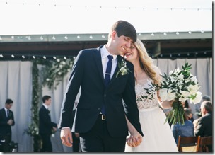 結婚式ビデオと結婚式写真は福岡ブライダルビデオ.com