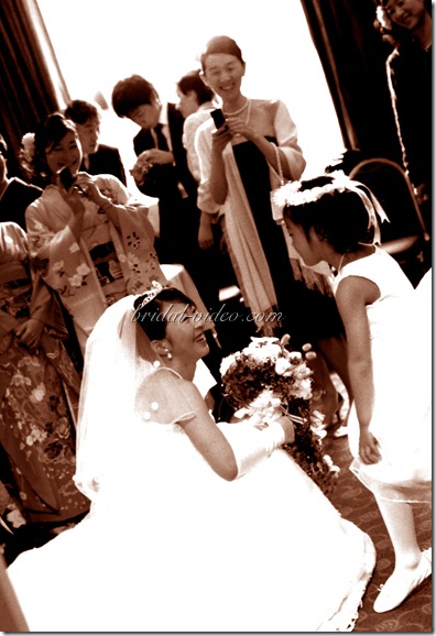福岡の結婚式写真とビデオはブライダルビデオ.com